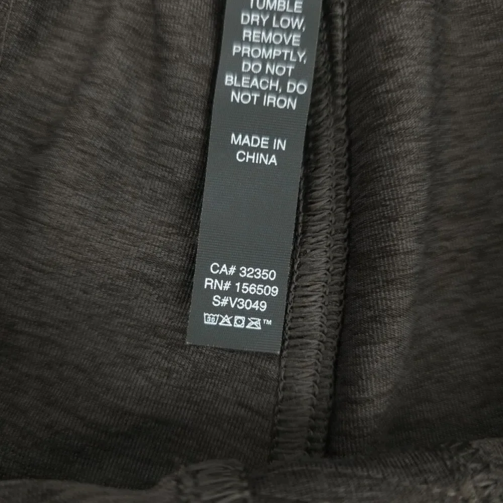 NEW Vuori Sunday Performance Utility Short 8